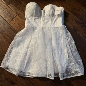 NWT MANIJU Ivory Mini Dress Size Large